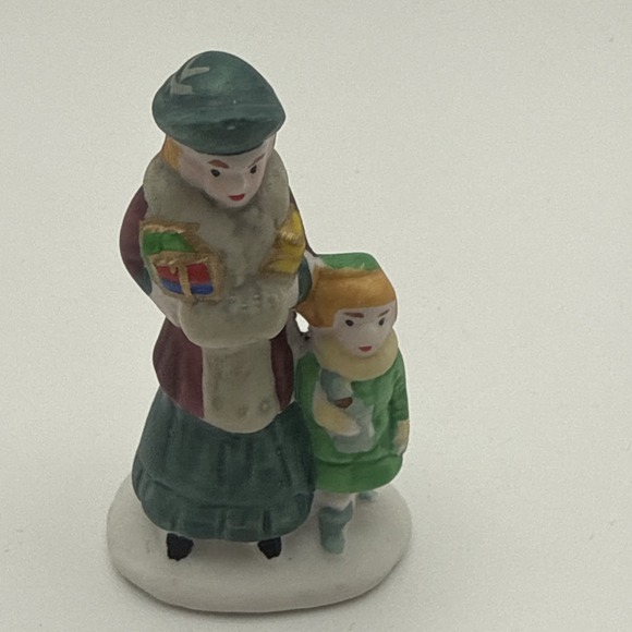 Lemax Christmas Village Accessories Lot Of 8 Santa, Sledding, Snowman Winter - Picture 9 of 14